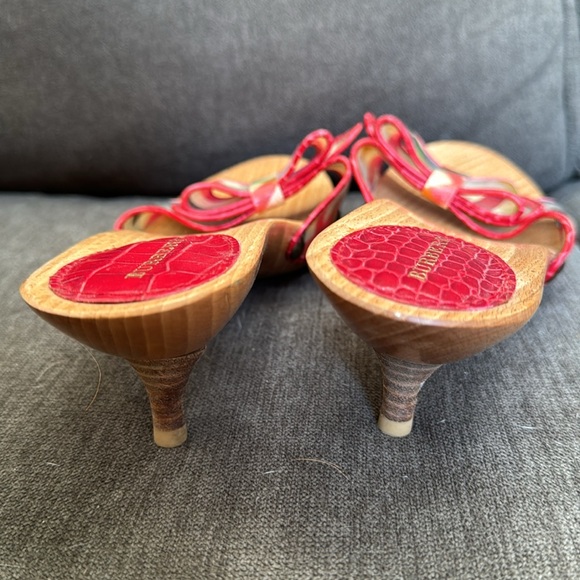 Worn Once? Burberry Kitten Heel Shoes size 37 - Picture 5 of 7